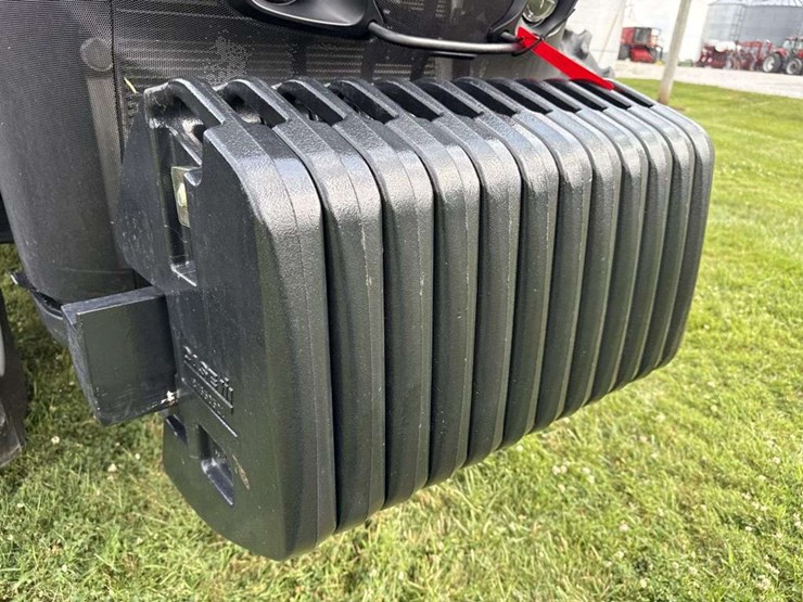 2024-case-ih-340-image-9