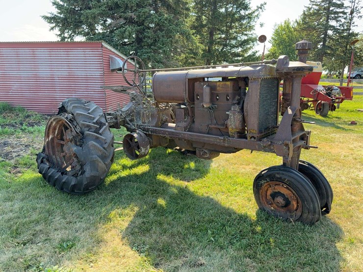 1931-farmall-f-30-duck-bill-image-7