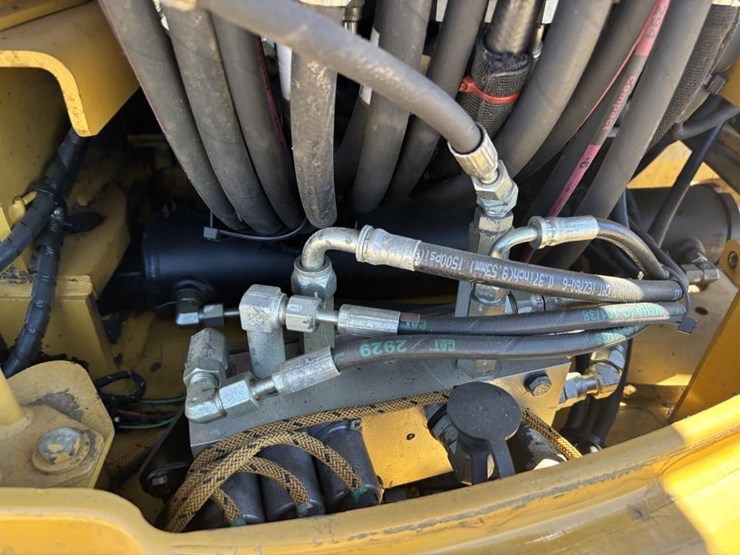 2017-caterpillar-304e2-cr-image-35