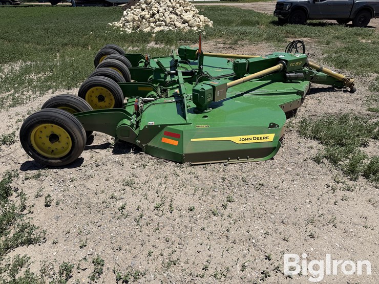 2023-john-deere-fc15r-image-8