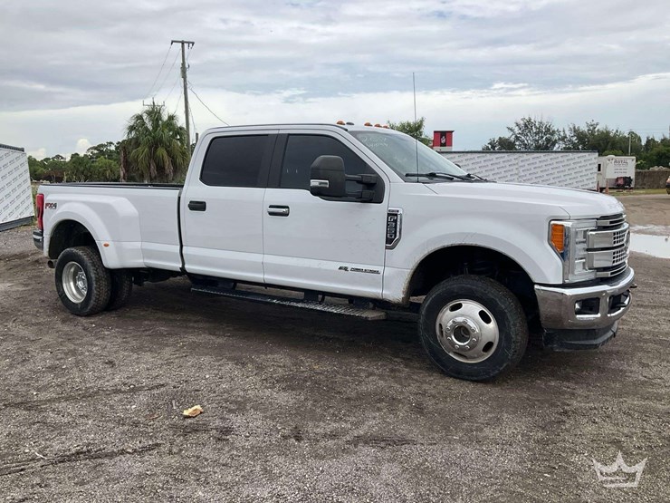 2017-ford-f350-image-2