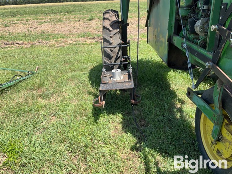 john-deere-700-image-15