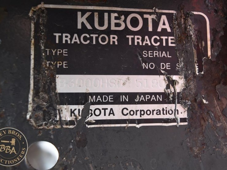2013-kubota-b3000hsd-image-28