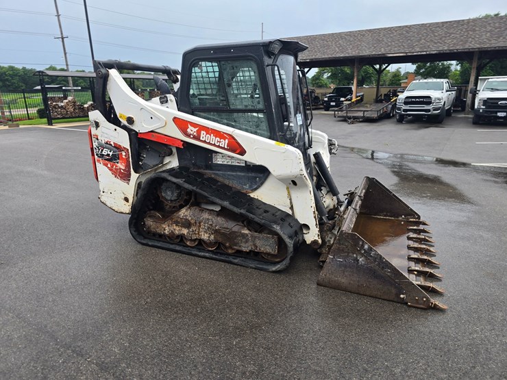 2021-bobcat-t64-image-15