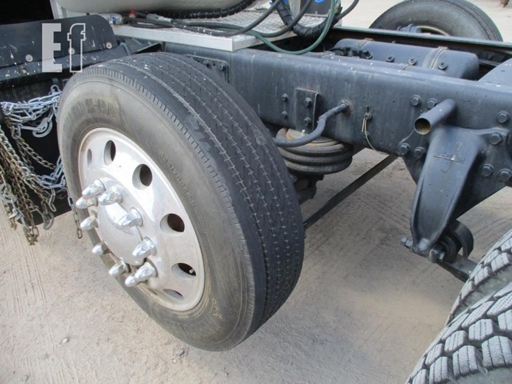 2019-western-star-4900-image-23
