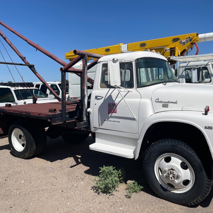 1964 INTERNATIONAL LOADSTAR