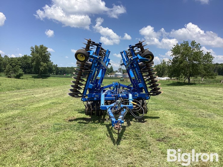 2015-landoll-7431-26-image-2