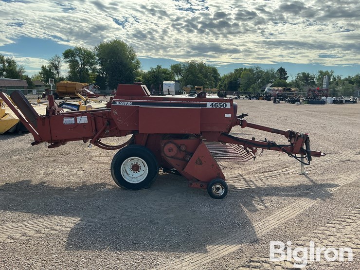 hesston-4650-image-4