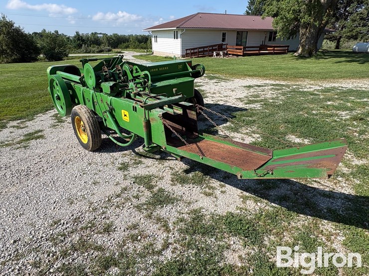 john-deere-24t-image-7