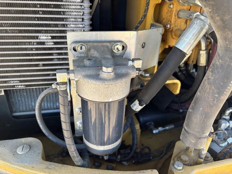 2017-caterpillar-304e2-cr-image-39