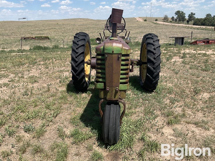 1950-john-deere-b-image-2