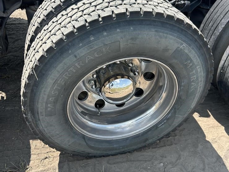 2007-kenworth-w900-image-44