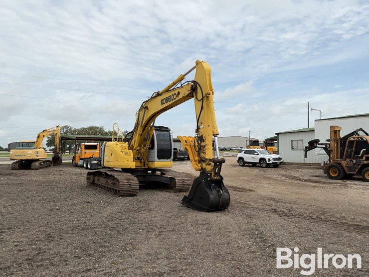 2004-kobelco-sk235sr-lc-1e-image-3