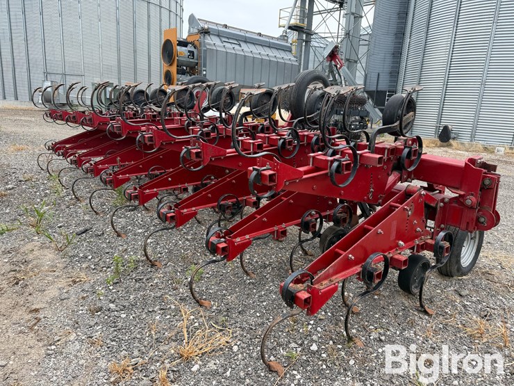 case-ih-1830-image-5