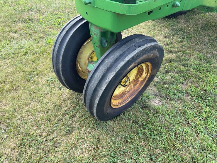 john-deere-730-image-11