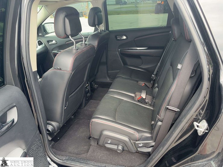 2015-dodge-journey-image-15