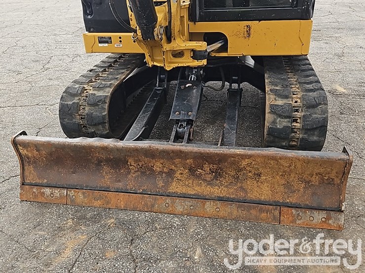 2023-caterpillar-306-cr-image-13