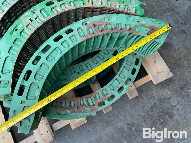 john-deere-x-9-small-wire-concaves-image-11