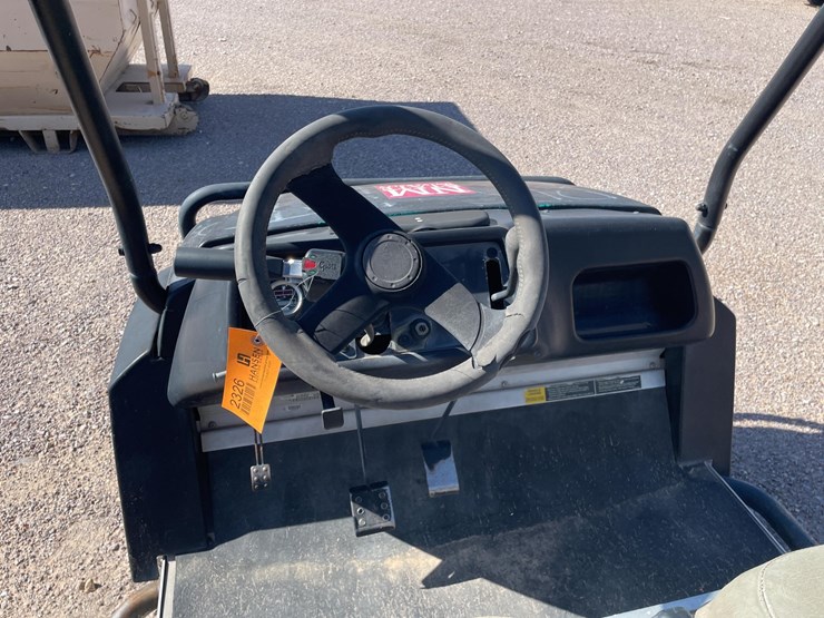 club-car-carryall-294-image-19