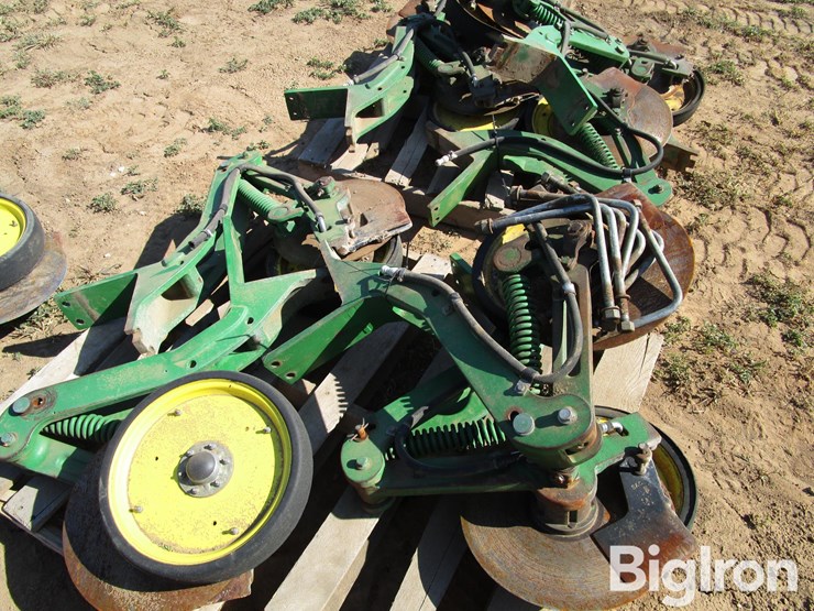 john-deere-14-image-9