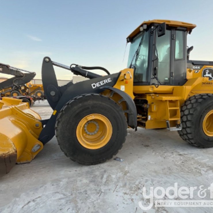 2023 DEERE 644P