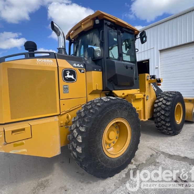 2023 DEERE 444P