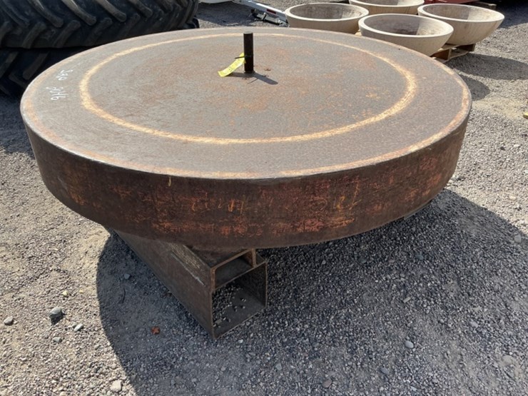 large-5ft-turntable-image-2