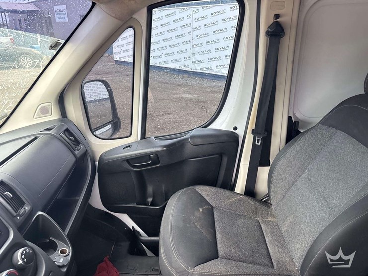 2014-dodge-3500-image-20