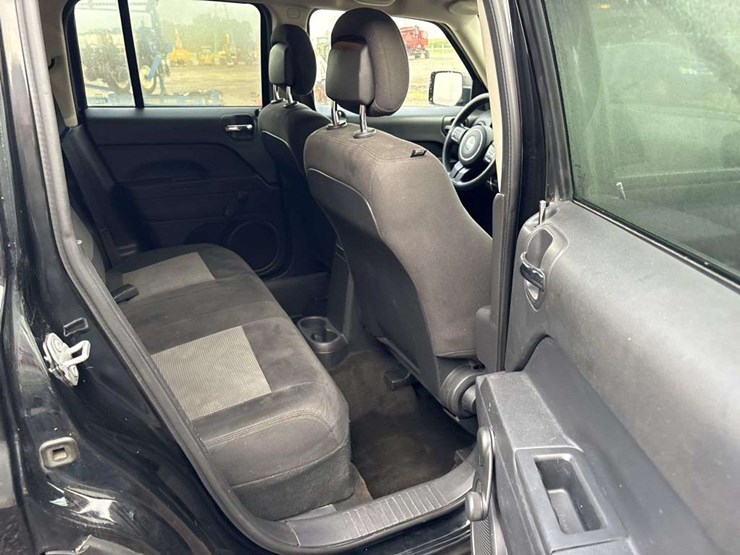 2017-jeep-patriot-image-13