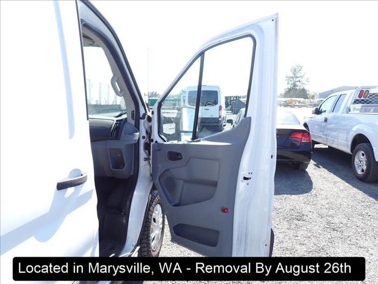 2016-ford-transit-image-24