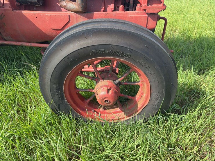 mccormick-deering-w-40-image-19