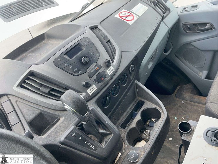 2018-ford-transit-image-12
