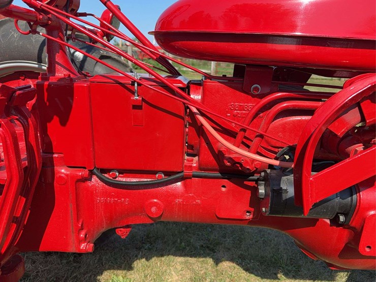 farmall-200-image-25