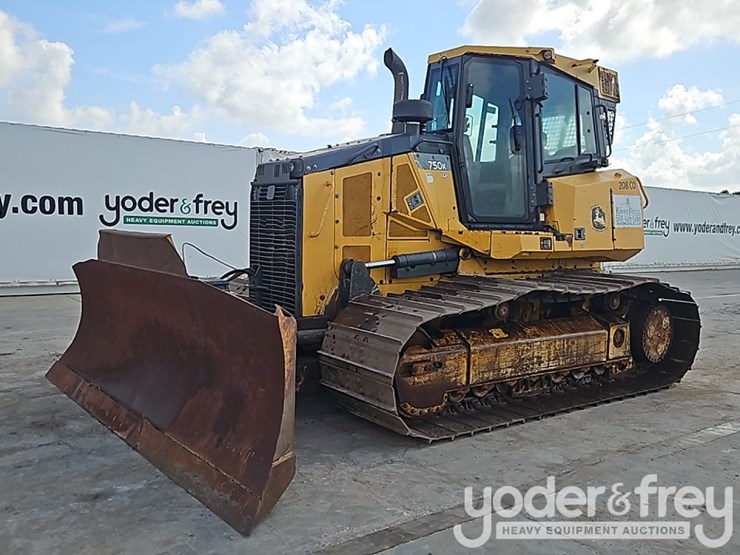 2019-deere-750k-lgp-image-1