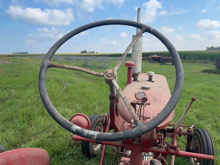 farmall-200-image-44