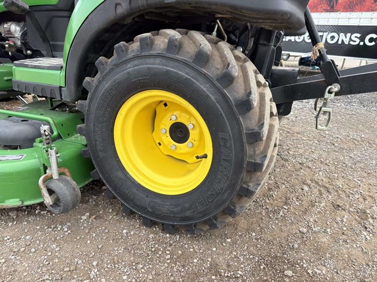 john-deere-1025r-image-10