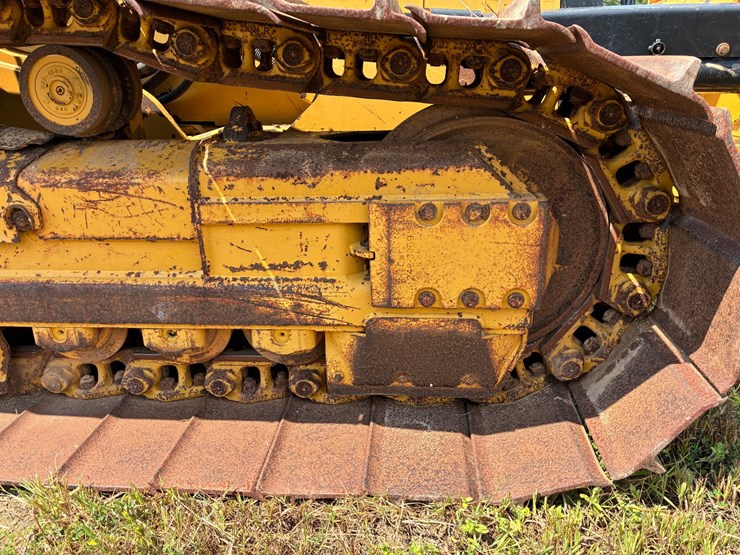 caterpillar-d6k2-lgp-image-7