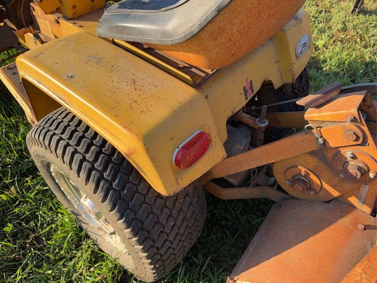 cub-cadet-147-image-23