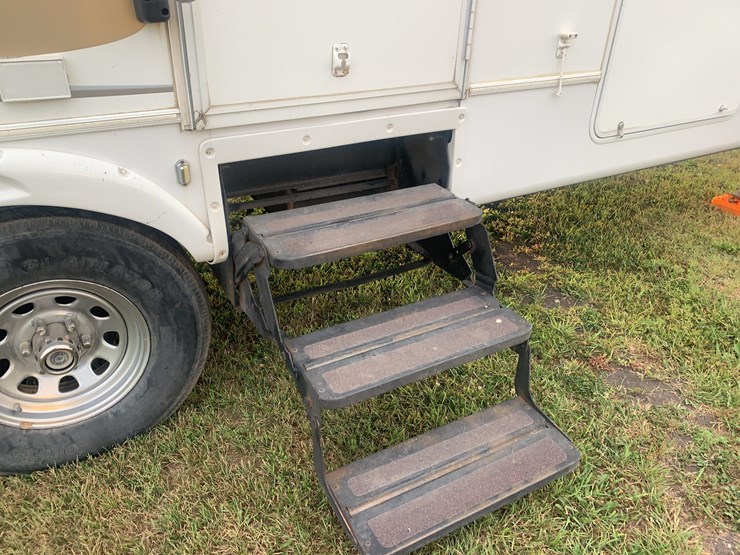 2007-cedar-creek-travel-trailer-image-21
