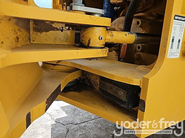 2023-deere-644p-image-18