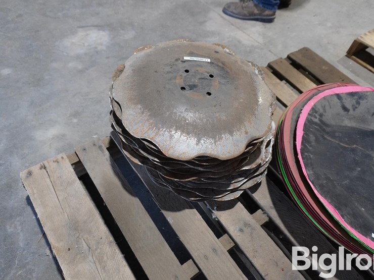 norwood-18"-discs-image-4