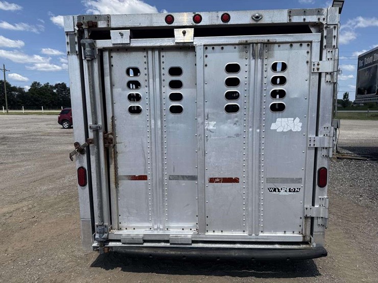 1995-wilson-livestock-trailer-image-3