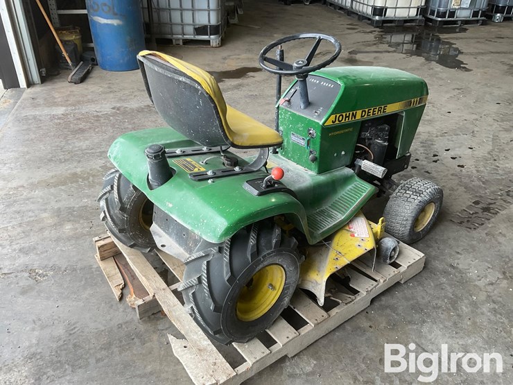 john-deere-111-image-6