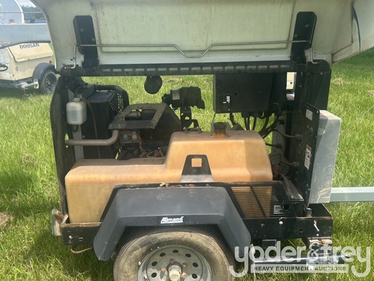 2017-allmand-bros-night-lite-pro-ii-image-10