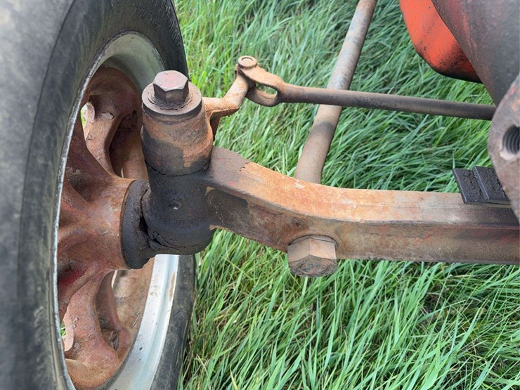 international-mccormick-deering-wd-9-image-16
