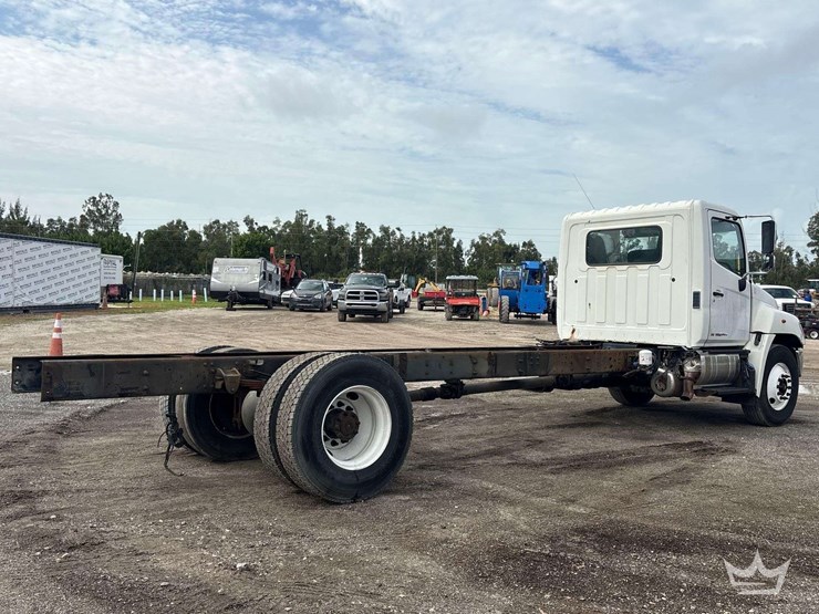 2012-hino-338-image-3