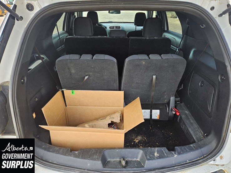 2019-ford-explorer-xlt-image-23