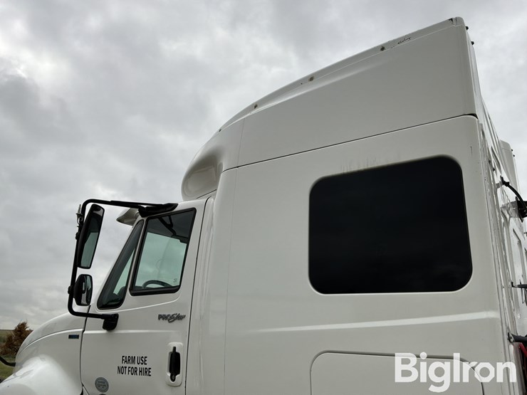 2010-international-prostar-image-15