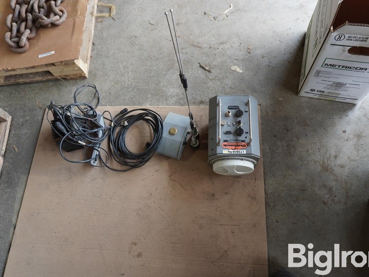 outback-baseline-x-rtk-base-station-image-2