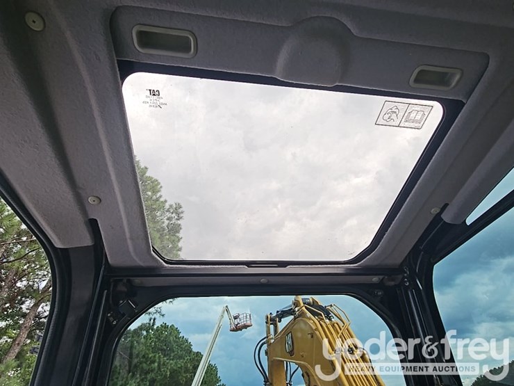 2023-caterpillar-306-cr-image-37